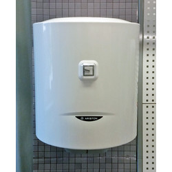 Электрический накопительный водонагреватель Ariston PRO1 R 50 V 1,5K PL DRY