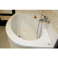 Акриловая ванна Riho Lyra B021001005 153x100 R