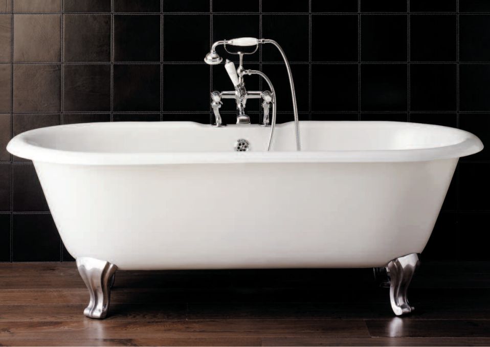 Восстановление покрытия чугунных ванн делается 3 методами: